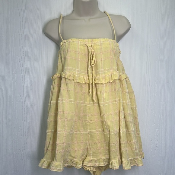 Urban Outfitters - Ruffle Me Yellow Gingham Spaghetti Strap Short Romper SZ XS - Picture 5 of 11